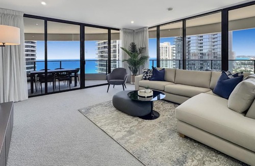 Broadbeach Apartment | Oceanview Luxury Escape Oracle Tower 2 Level 24