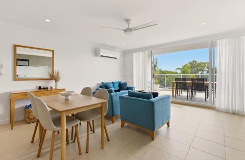 Urangan Apartment | Oceanview Oasis