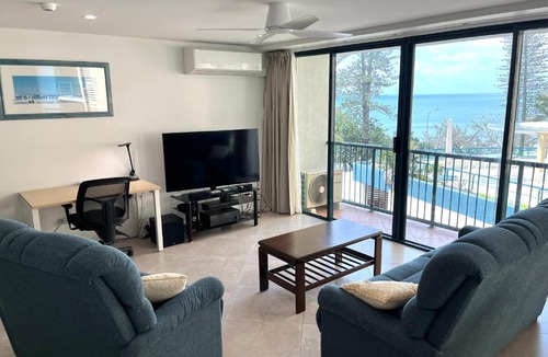 Mooloolaba Apartment | Oceanview One-Bedroom Retreat in The Peninsular Resort