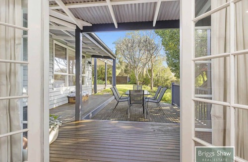 Blairgowrie Cottage | Ode to Glittering Bay