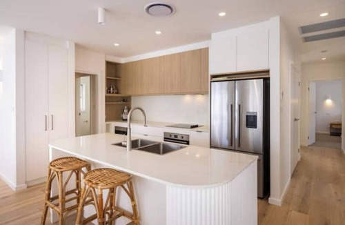 Anna Bay Villa | Olas Villa 6 | Luxe 3BR · Plunge Pool · Near Beach