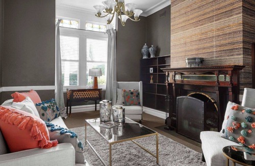 Hepburn Springs House | Olcorn House Summary: