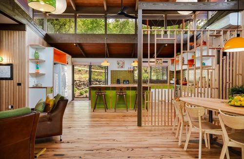 Bright House | Old Mill Park - Family friendly with plenty of room for everyone