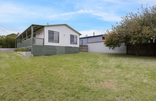 Coronet Bay House | Old Sea Dog's Retreat