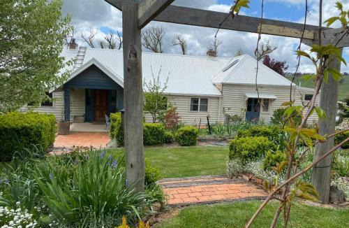 Walcha Bed & Breakfast | OLDGREENWELLS B&B