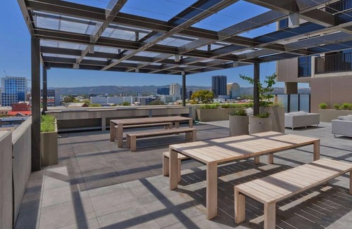 Adelaide Central Business District Apartment | Oleria - Serene Bohem Retreat