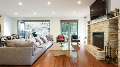 Musk House | Olive Grove