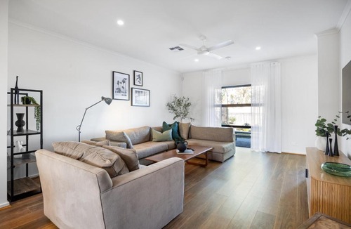 Mount Barker Apartment | Olive Lane - Boutique Escape & Serene Farmland Views