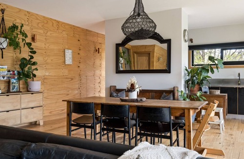 Bright House | One Bright Stay in beautiful Bright