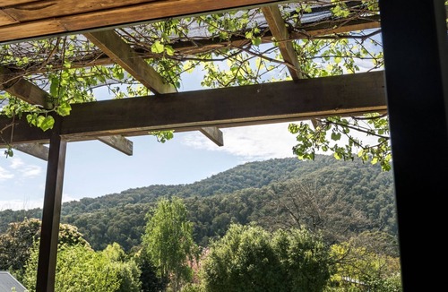 Bright House | One Bright Stay in beautiful Bright
