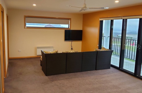 Grindelwald House | One Skyline Executive Residence