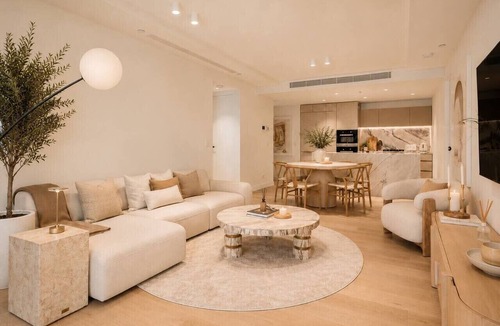 Surfers Paradise Apartment | Opulence Oceanview 2BR Suite | Jewel + Parking