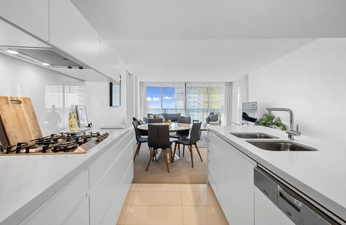 Broadbeach Apartment | Oracle Broadbeach |Amazing Ocean Views!