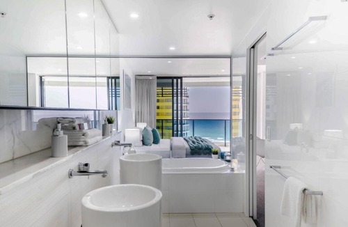 Broadbeach Apartment | Oracle Tower Broadbeach