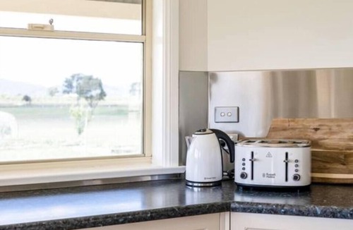 Erudgere House | Orana Grove Reset at a Mudgee Vineyard Getaway