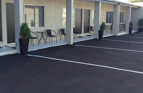 Bowen Town Center Hotel | Original North Australian