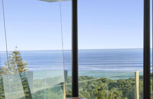 Ocean Grove House | Orton Oceanview Retreat