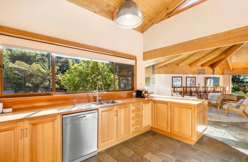 Eaglehawk Neck Apartment | Osprey Lodge - Bungalow & House