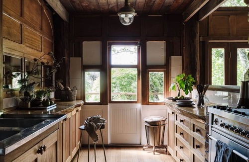 Forrest House | Otways Loft - Train & Tree House : Forrest