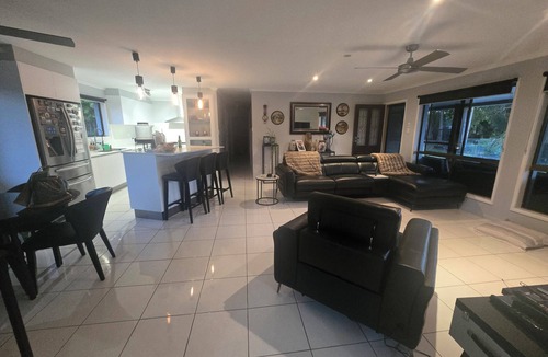 Myrtlevale House | Our property is on 5 acres surrounded by valleys and hills in the Whitsunday.