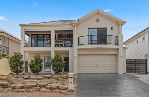 Sellicks Beach House | Out Look ~ Sellicks Beach - Sumptuous Seaside Abode