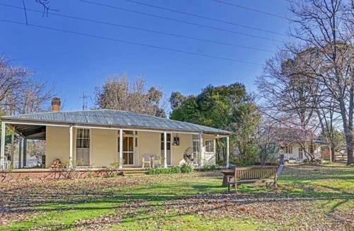 Emu Swamp House | 'Overseers' Cottage - Mayfield Vineyard in Orange