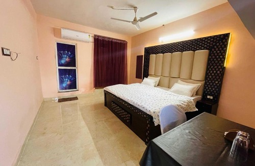 Jabalpur Hotel | OYO 70101 Hotel Green Park