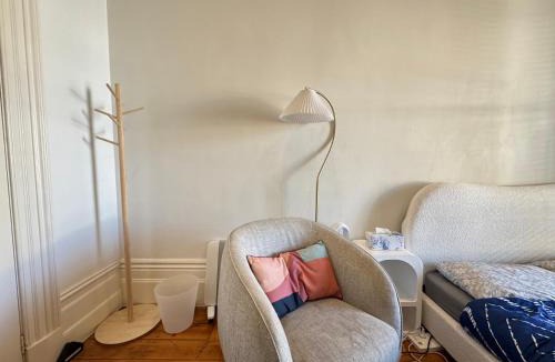 Carlton Hostel | Ozi House Group