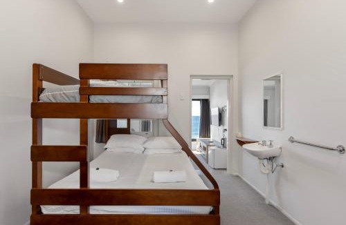Yamba Hotel | Pacific Hotel Yamba