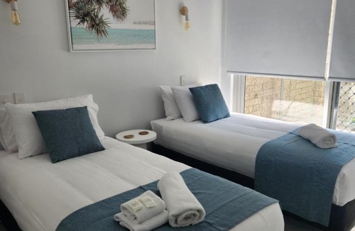 Tugun Apartment | Pacific Surf Absolute Beachfront Apartments