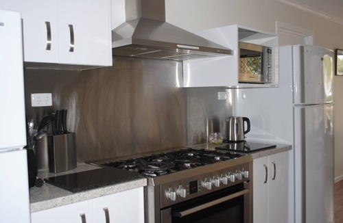 Parsons Cabin | Padthaway Caravan Park