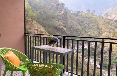 Dharamshala Cottage | Pahadi Sukoon - A frame Cottages