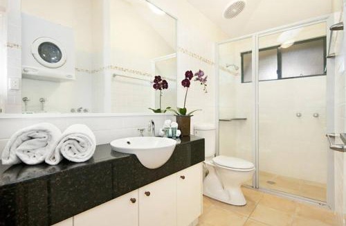 Byron Bay Villa | Palm Villa