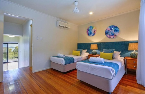 Hamilton Island Apartment | Panorama Apartments