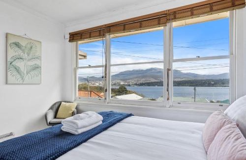 Rosny House | Panorama Bridge Views