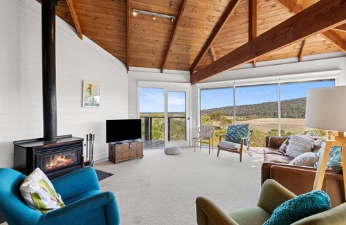 Aireys Inlet House | Panorama Dream - Experience coastal and bush living