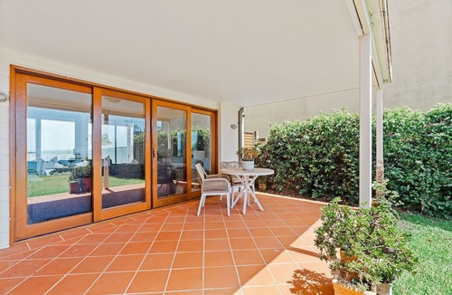 Copacabana House | Panoramic Ocean Views | Pool, Sleeps 10, Beach