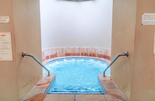 Surfers Paradise Apartment | Panoramic Ocean Views, Fantastic Facilities!