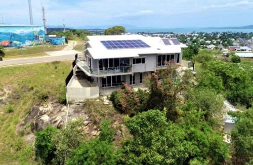 Bowen Villa | Panoramic Oceanview Villa