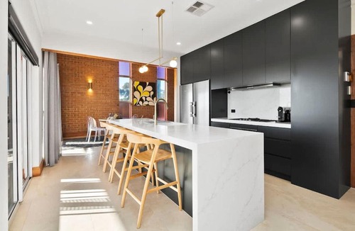 Panorama House | Panoramic Views 5BR 3BTH Family Home