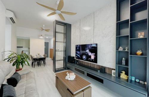 Taman Bukit Mewah Apartment | Paradigm Residence by Antlerzone