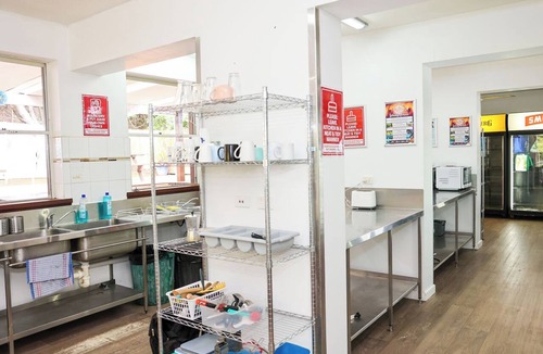 Coffs Harbour Hotel | Park Beach Hotel Motel