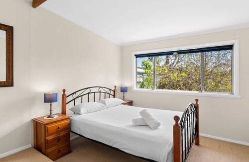 Torquay Cottage | Parkside Beach House 4
