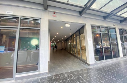 Parramatta Apartment | Parramatta fabulous 3-bedroom near train light rail & shop center
