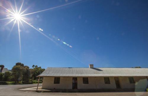 Burra Apartment | Paxton Square Cottages