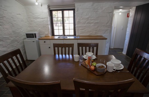 Burra Cottage | Paxton Square Cottages