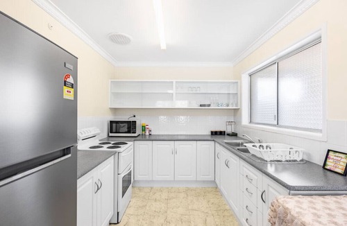 Sunnybank House | Peaceful 3BR Comfy Unit @Sunnybank near Everything