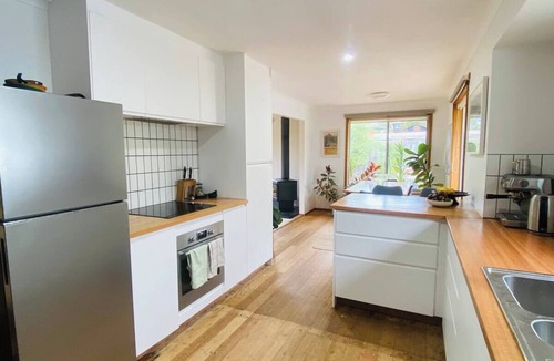 Lauderdale House | Peaceful home at Lauderdale for extended stay