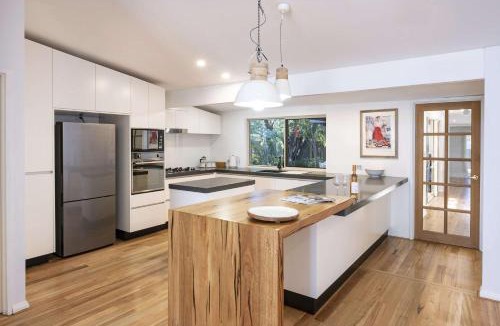 Dunsborough House | Peaceful Peron - outdoor pool, close to beach