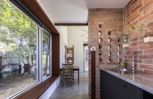 Cowaramup Apartment | Peaceful work space